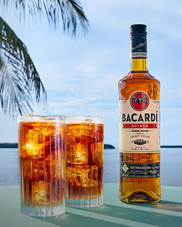 How to make a Spiced Rum & Cola Cocktail | BACARDÍ UK & IE