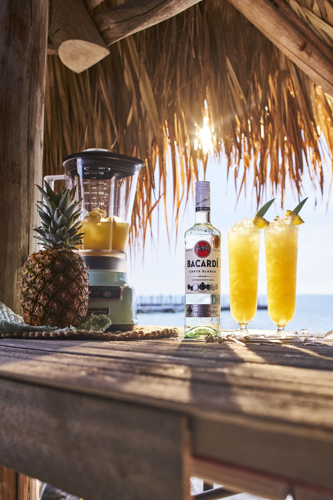 Receta del cóctel Piña colada Cómo preparar un Piña colada BACARDÍ ES
